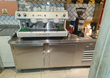 SUBASTA ONLINE MIERCOLES 8 DE ABRIL A LAS 14 30 HS "CAFETERIA Y RESTO"TODO IMPECABLE!!